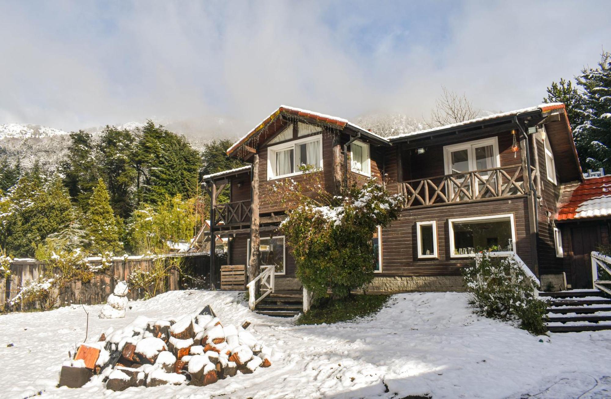 Indomito Hostel San Carlos de Bariloche Exterior foto